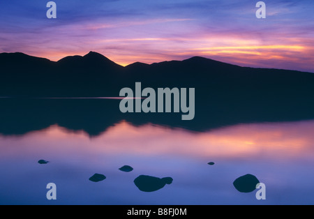 Sunset over Derwentwater, Lake District, Cumbria, Regno Unito Foto Stock