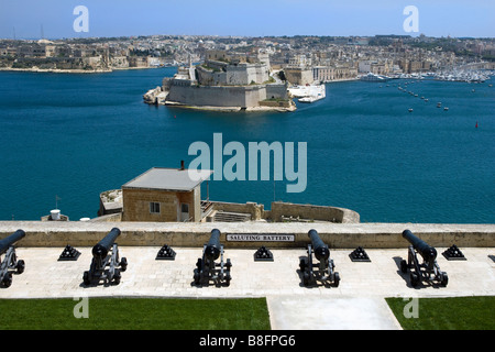 Vista sul Porto da Upper Barakka Gardens Valletta Malta Foto Stock