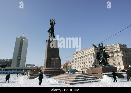 Monumento comunista nella piazza principale a Vladivostok, Siberia, Russia. Foto Stock