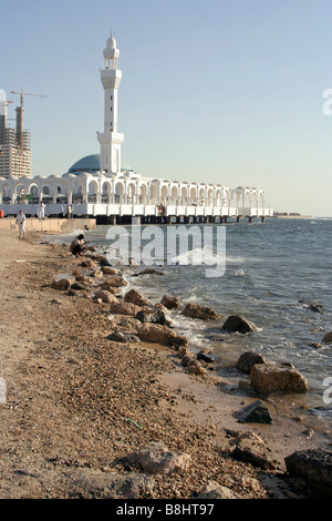 La moschea galleggiante sul Mar Rosso in Jeddah, Arabia Saudita Foto Stock