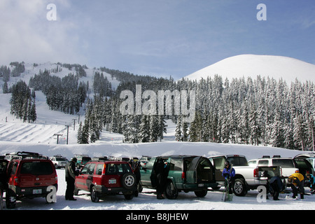 Un parcheggio a monte Cofano Prati Ski resort in Oregon negli Stati Uniti Foto Stock