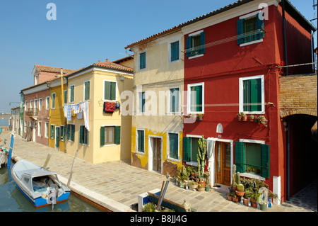 Case colorate, Fondementi Pontinella Destro, Burano Venezia Italia Foto Stock