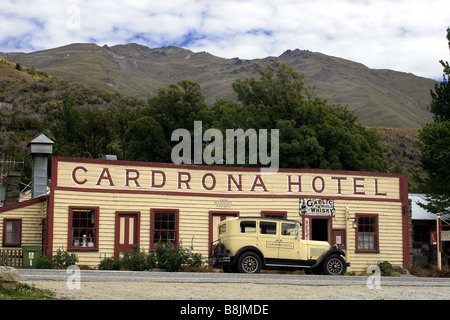 Il famoso Cardrona Hotel, tra Wanaka e Queenstown, Nuova Zelanda Foto Stock