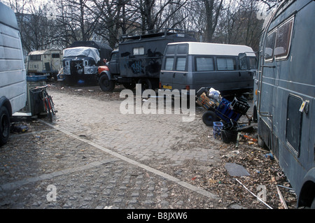 Un camp squaters lungo il primo percorso del Muro di Berlino Berlino Germania Foto Stock