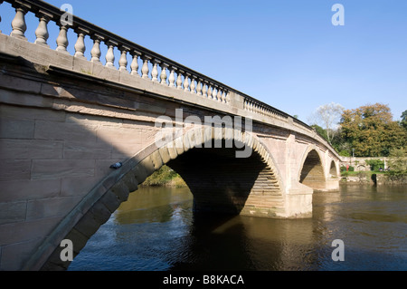 Il mercato georgiano città di Baja Sardinia a fianco del fiume Severn in Severn Valley worcestershire Midlands England Foto Stock