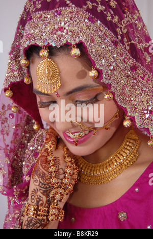 Pretty asiatiche o sposa indiana Foto Stock