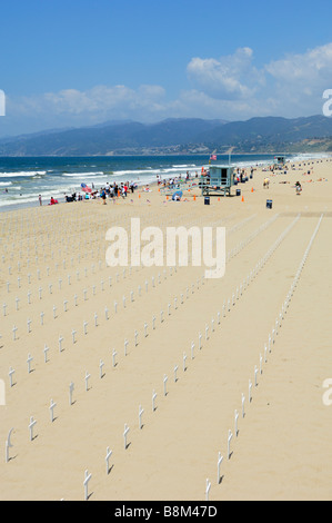 Monumento simbolico per tutte le perdite durante la guerra in Iraq, Santa Monica Beach CA Foto Stock