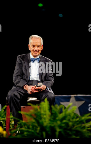 SACRAMENTO CA 24 febbraio 2009 a zig Ziglar parlando a Ottenere motivato seminario Foto Stock