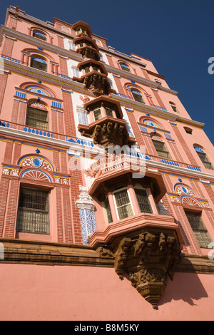 India Tamil Nadu Thanjavur Royal Palace alto edificio di nuova costruzione in palazzo motivi Foto Stock