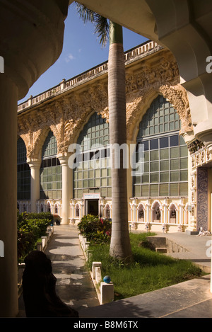 India Tamil Nadu Thanjavur Royal Palace Museum cortile intonaco decorativo Foto Stock