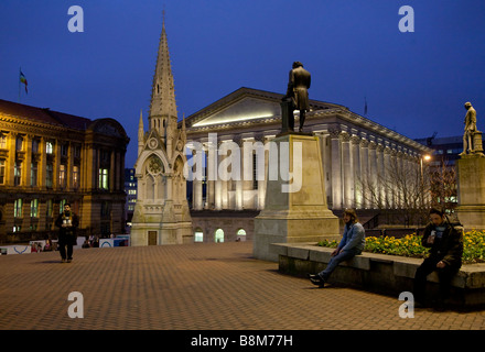 Il Municipio e Chamberlain Square Birmingham, Regno Unito Foto Stock