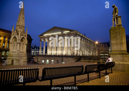 Il Municipio e Chamberlain Square Birmingham, Regno Unito Foto Stock