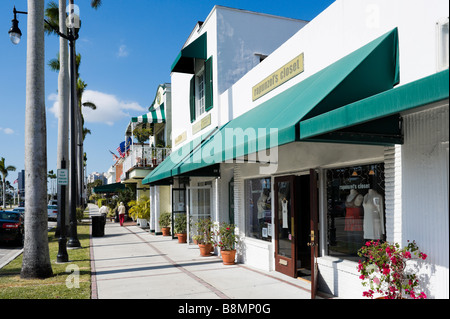 Negozi di Royal Poinciana Boulevard nel centro di Palm Beach, Gold Coast, Florida, Stati Uniti d'America Foto Stock