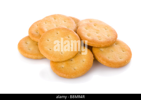 Piccolo antipasto cracker isolati su sfondo bianco Foto Stock