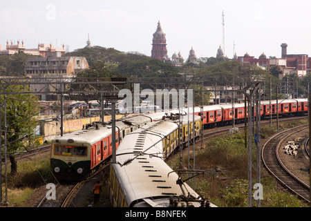 India Tamil Nadu Chennai Fort stazione MRT treni pendolari passante Foto Stock