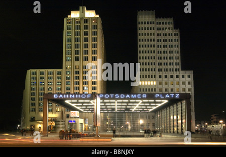 Potsdamer Platz di Berlino Foto Stock