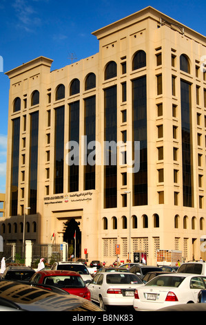 Edificio degli uffici del Ministero delle Finanze e dell'industria in Dubai Emirati Arabi Uniti Foto Stock