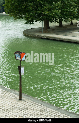 Francia, Parigi, Canal Saint-Martin Foto Stock