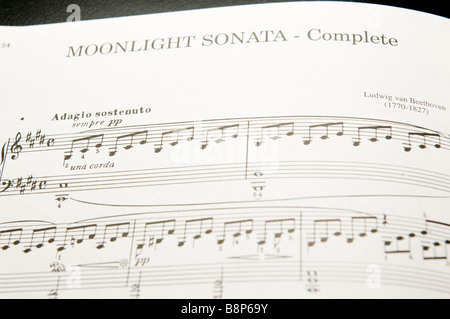 Una pagina di musica del foglio s Beethoven Moonlight Sonata Foto Stock