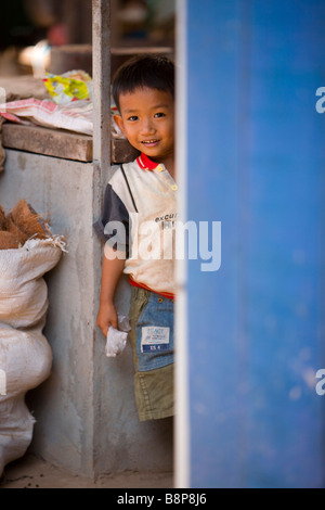 Fotografato in un'isola villaggio sul fiume Mekong Phnom Penh Cambogia Foto Stock