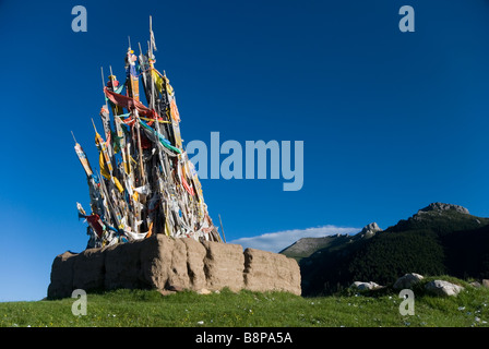 Preghiera tibetano bandiere. La preghiera buddista bandiere. Foto Stock