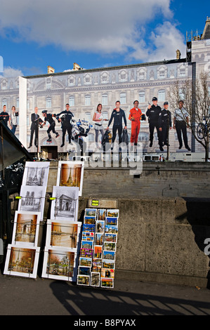 Arte di impalcatura a copertura di un edificio sul Quai du Marché Neuf, Parigi, Francia Foto Stock