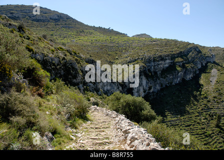 Mozarabo trail Barranc de Infern, Vall de Laguart, Benimaurell, Provincia di Alicante, Comunidad Valenciana, Spagna Foto Stock