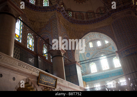 Interno del Sultano Ahmed la Moschea Blu ad Istanbul in Turchia Foto Stock