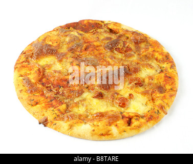 La pizza margherita su sfondo bianco Foto Stock