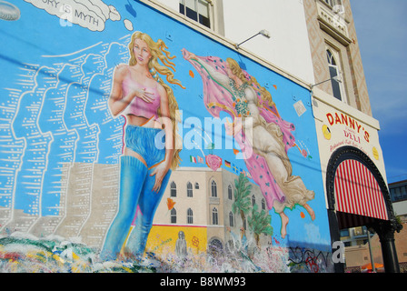 Muro murale "Venus ricostituito" di RIP Cronk, Speedway Avenue, Venice Beach, Los Angeles, California, Stati Uniti d'America Foto Stock