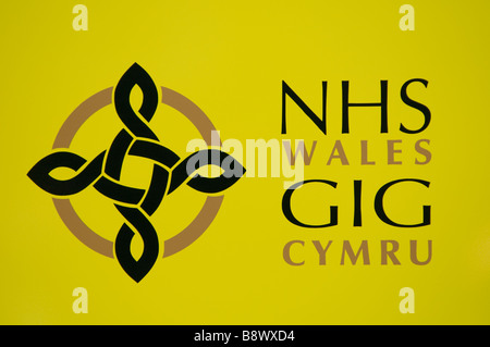 NHS Servizio sanitario nazionale del Galles welsh logo segno bilingue Foto Stock