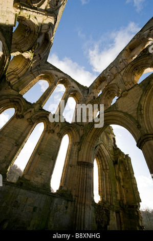 Rievaulx Abbey North Yorkshire fondata 1132 Abbazia Cistercense per solo uso editoriale Foto Stock