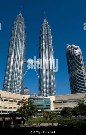 Petronas Twin Towers Malesia Kuala Lumpur City Centre KLCC Jalam Ampang Foto Stock