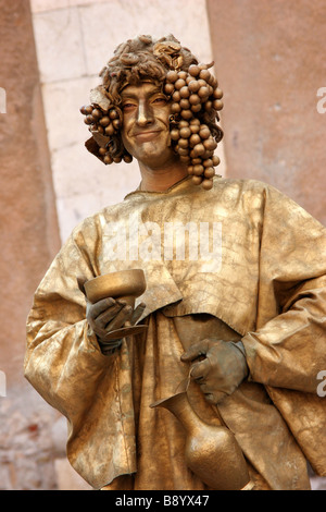 Animatore di strada in Taormina Sicilia Foto Stock