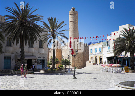 Il Ribat visto dalla piazza accanto alla Grande Moschea di Medina, Sousse, Tunisia. Sousse, Tell, Tunisia. Foto Stock