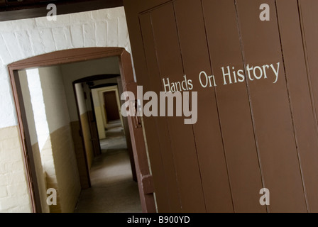 Una vista lungo un corridoio al fabbricato Southwell Nottinghamshire un C xix secolo istituzione per paupers Foto Stock