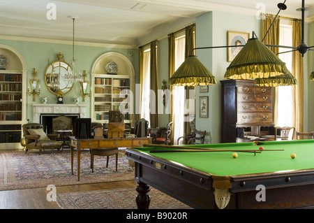 La sala biliardo, progettato da Ambrogio Poynter in 1903-5, a Polesden Lacey, nr Dorking, Surrey. Foto Stock