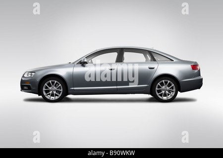 2009 Audi A6 3,0 quattro in grigio - Driver Profilo laterale Foto Stock