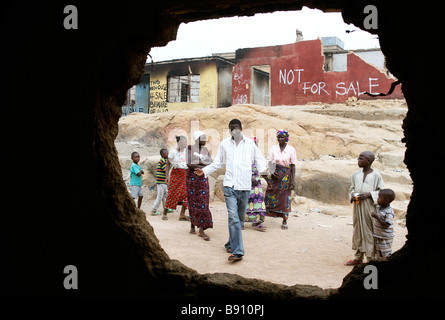 Nigeria: bruciato e devastato case a Jos, distrutto durante le violenze post elettorali nel novembre 2008 Foto Stock