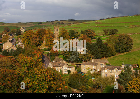 Villaggio Rainow In autunno Nr Macclesfield Cheshire Regno Unito Foto Stock