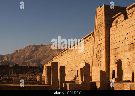 [Medinet Habu], tempio mortuario di Ramses III, 'West Bank", Luxor, Egitto Foto Stock