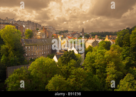 Dean villaggio dal Decano ponte sull'acqua di Leith Edimburgo Foto Stock