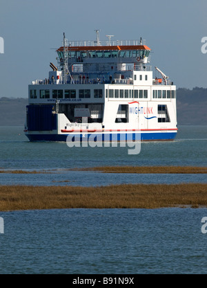 Wightlink è di nuovo traghetto "Wight cielo' arrivando a Lymington Regno Unito Foto Stock