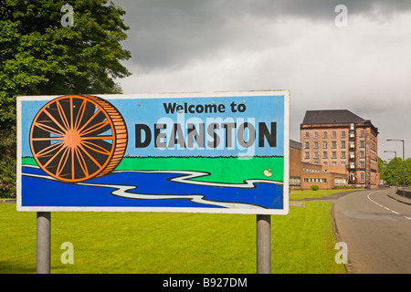 Mulino Deanston ora una distilleria sul fiume Teith vicino Doune Foto Stock