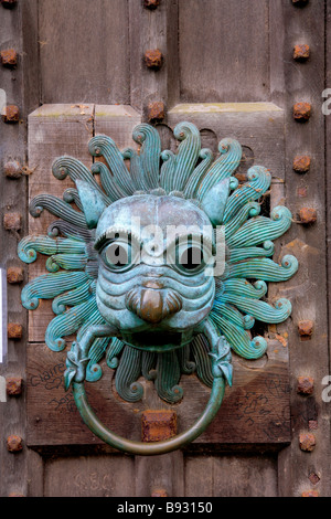 Il Bronzo Brougham Hall porta respingente Brougham Hall Penrith, Cumbria County Lake District National Park England Regno Unito Foto Stock