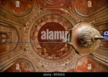 All'interno della cupola in Moschea del Venerdì o Jama Masjid in Fatehpur Sikri India Foto Stock