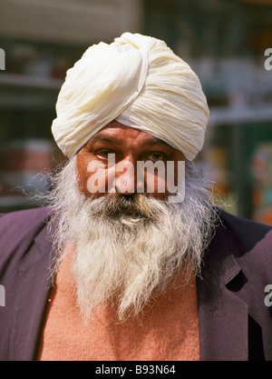 La religione sikh gentleman Southall Londra Foto Stock