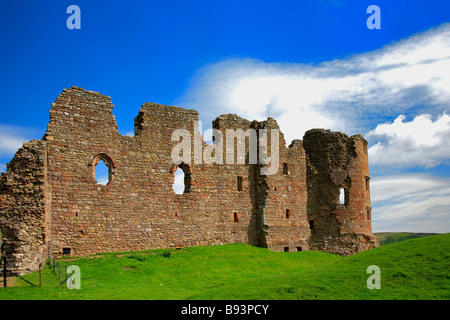 Le pareti in rovina di English Heritage Site Brough Castello Parco Nazionale del Distretto dei Laghi Cumbria County Inghilterra REGNO UNITO Foto Stock