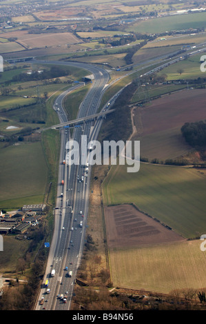 Vista aerea della M6 Toll interscambio autostradale con la M6 in Inghilterra Staffordshire REGNO UNITO Foto Stock