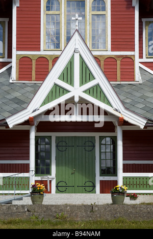 Doghe in legno chiesa in Gravdal (Buksnes kirke), Vestvågøy, Lofoten, Nordland, Norvegia, Scandinavia, Europa Foto Stock